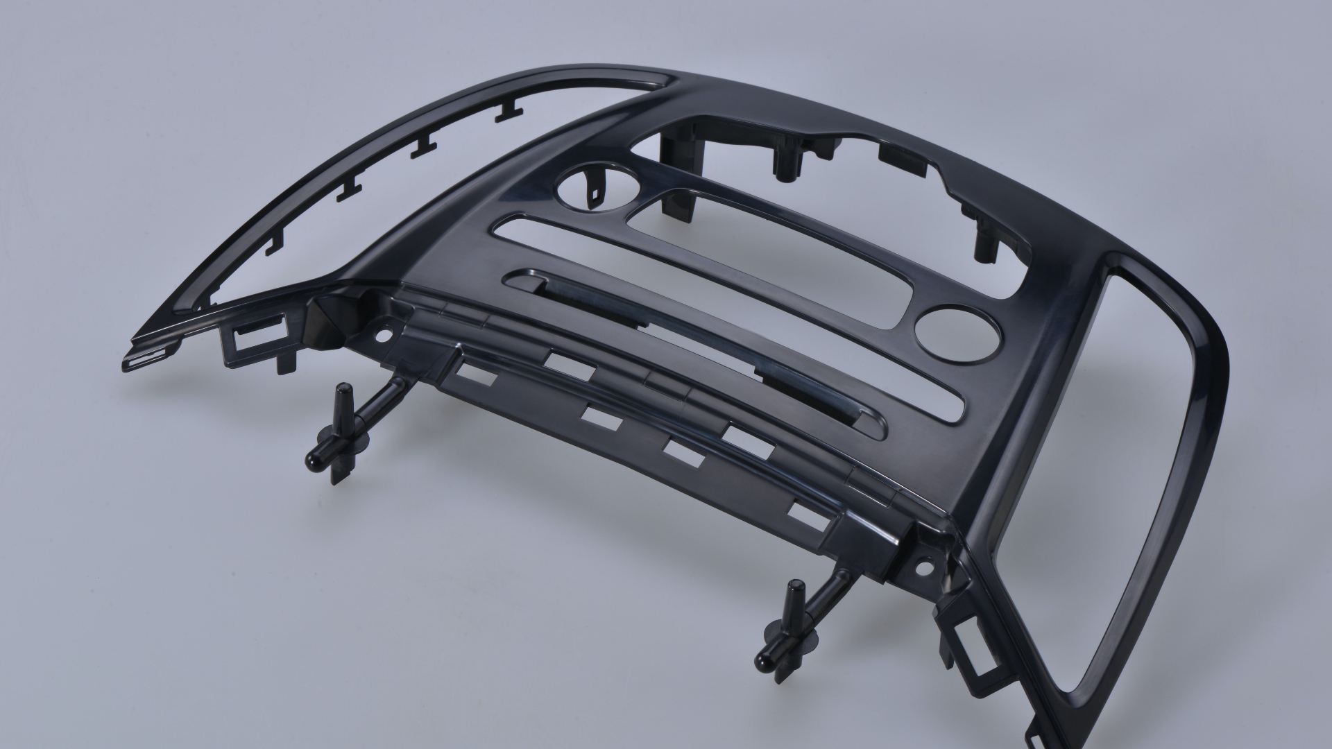 gms24-Rapid-Tooling, Prototypen-Spritzguss für Kleinserien, Spritzgussverfahren im Detail, Frontstossstange