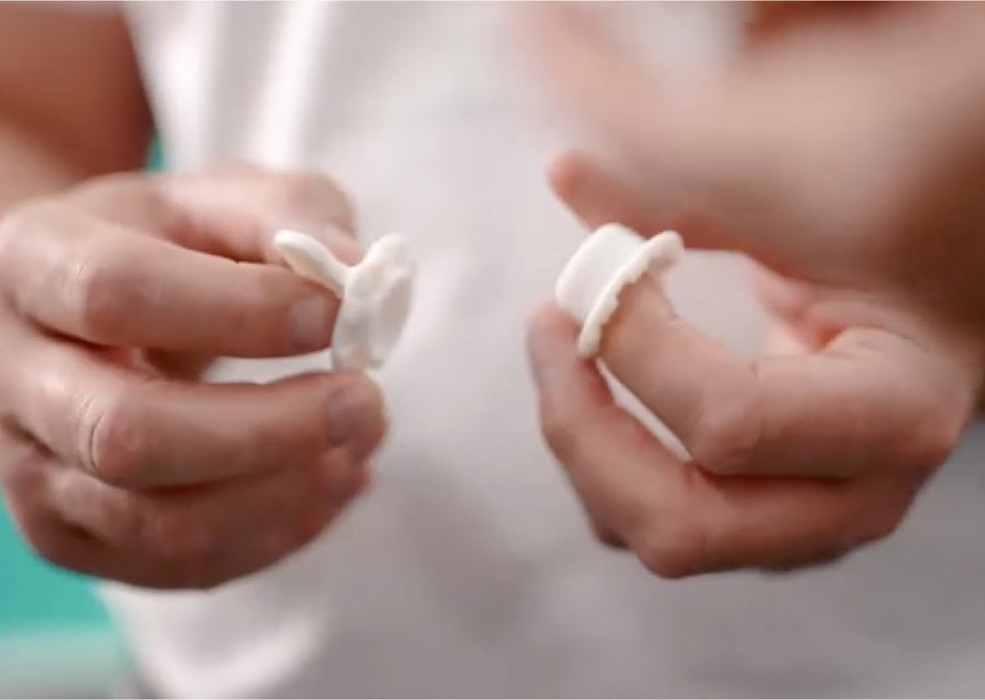 Ajambow GmbH 4 Oeffnungsschluessel und Verschlussschraube aus nachhaltigem Kunststoff fuer Wassertank im Fitnessgeraet Ajambow