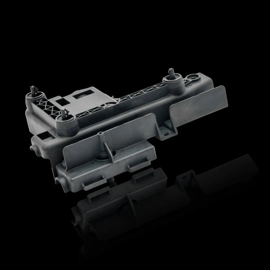 Kunststoff-Kleinserien-Produkt-fuer-Kraftwagenteile-und-zubehoer-3